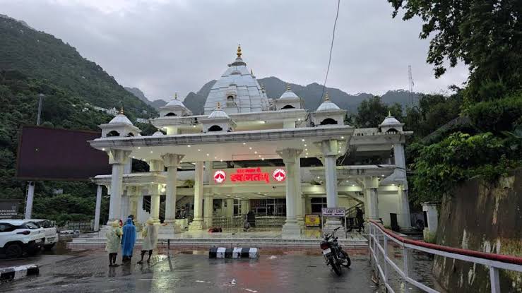 Vaishno Devi temple pilgrimage route near Katra, Jammu