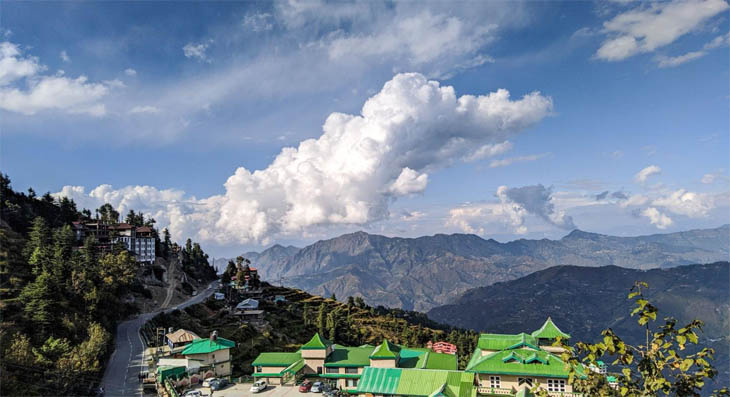 Mall Road and scenic hills of Shimla – best place to visit in summer in India with family