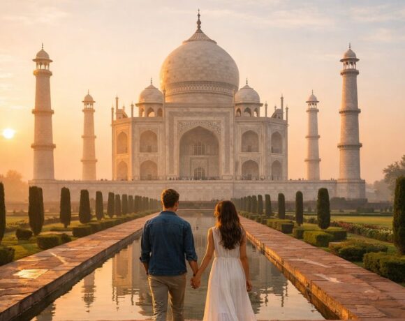 Romantic places in India for couples visiting from the USA featuring the Taj Mahal at sunrise