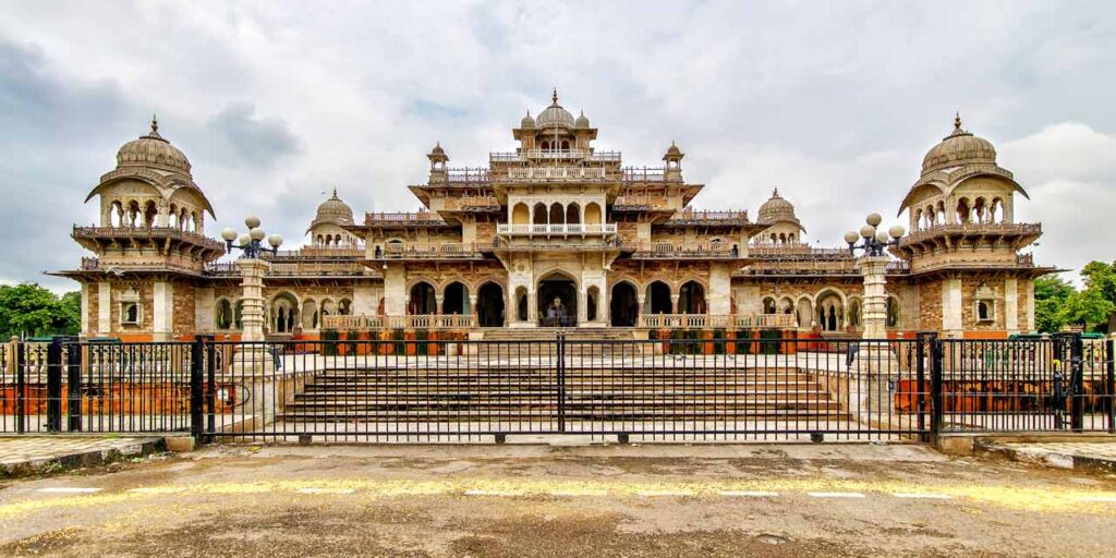 Albert Hall Museum Jaipur Albert Hall Museum in Jaipur with Indo-Saracenic architecture